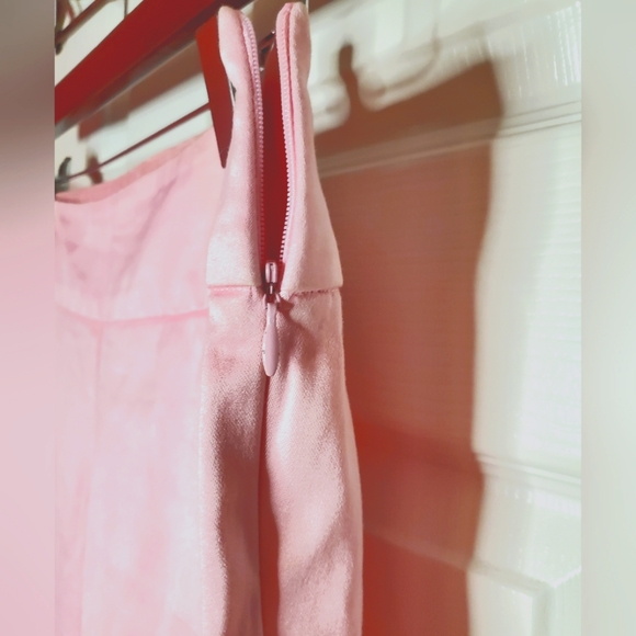 Trina Turk Pants 10 - Picture 4 of 4